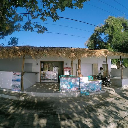 Mango Homestay Sekotong Ngoại thất bức ảnh